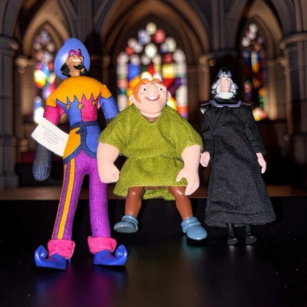 Vintage 1996 Disney Hunchback of Notre Dame Judge Frollo Jester Burger King A52